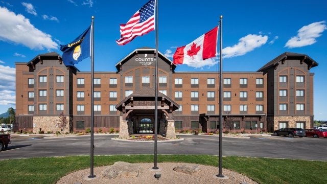 Exterior, horizontal, overall front elevation, Country Inns & Suites, Kalispell, Montana; Greg Bain & Company country inn suites montana builder