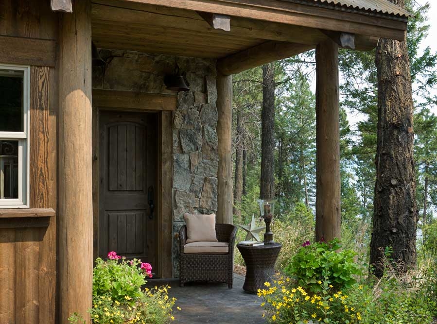 flathead lake retreat guest house entry