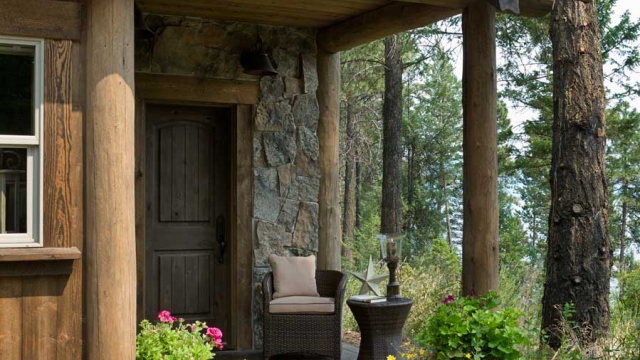 flathead lake retreat guest house entry