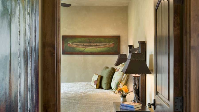 middle foys master bedroom entry