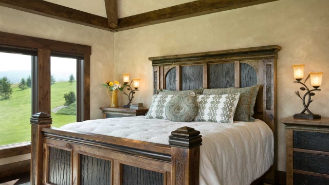 middle foys master bedroom