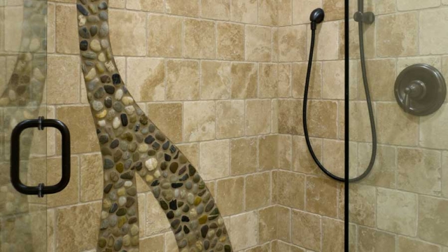 middle foys shower
