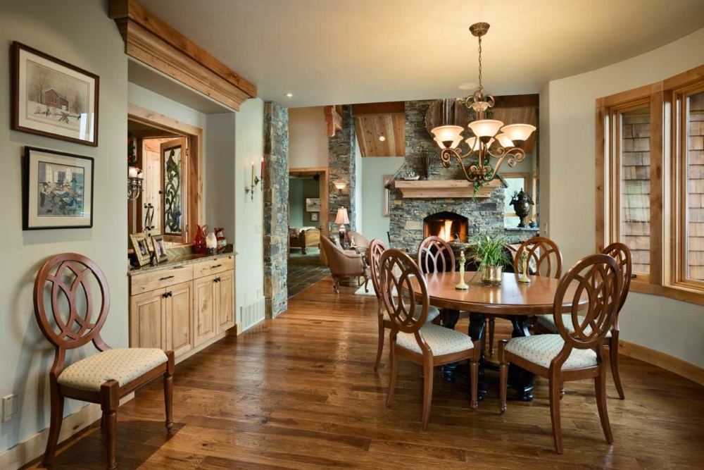 montana splendor dining room